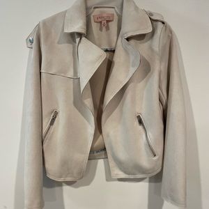 Brand new light jacket. Never worn